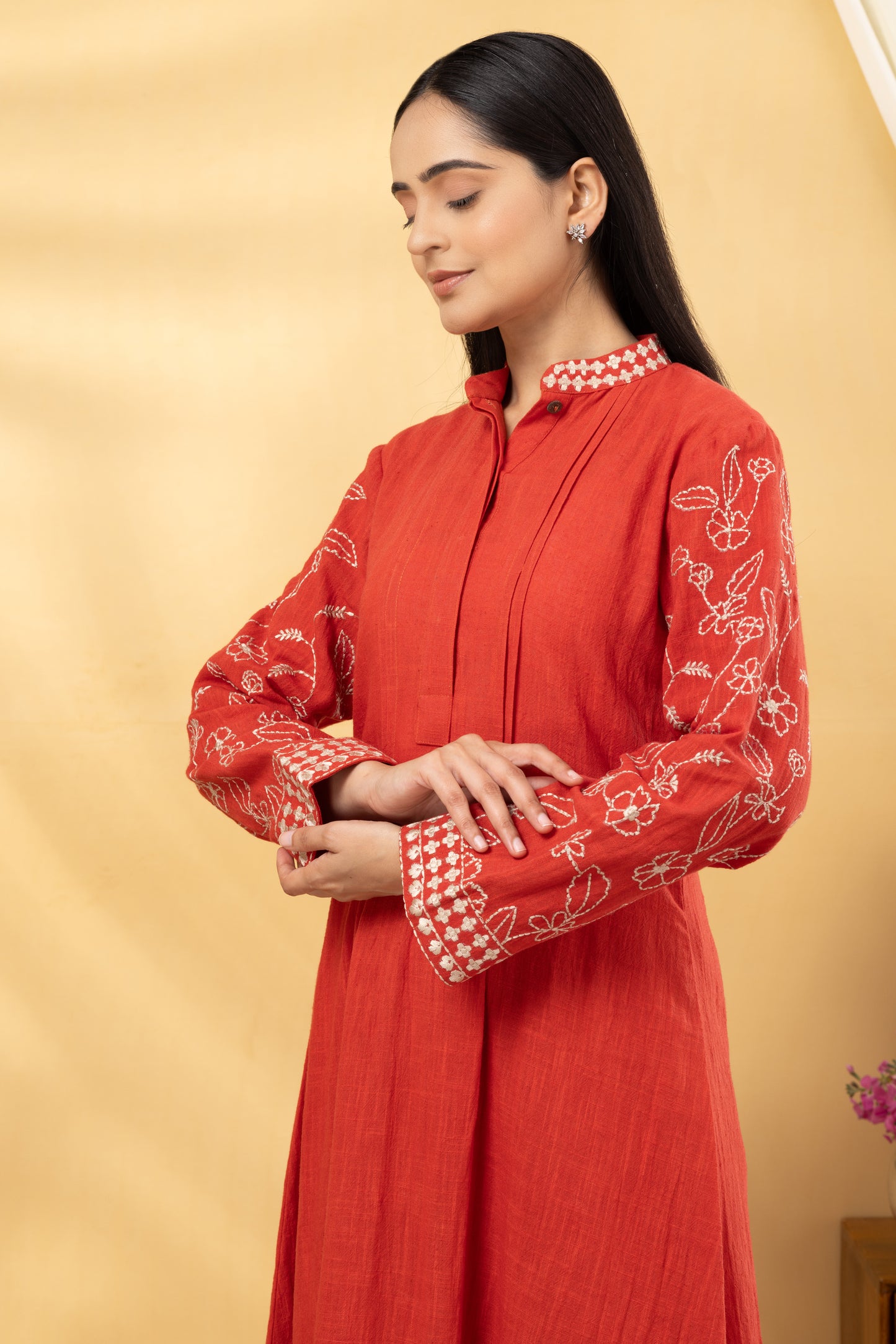 Saadgi Burnt Brick Embroidered Kurta Set