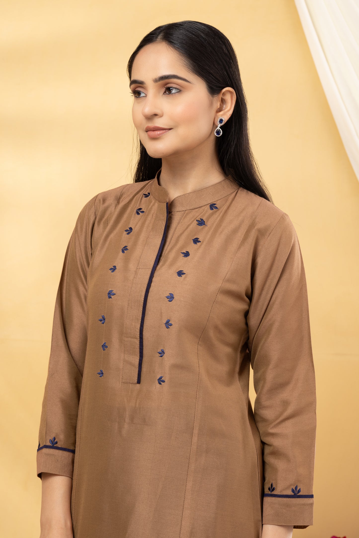 Saadgi Warm Copper and Navy Kurta Set