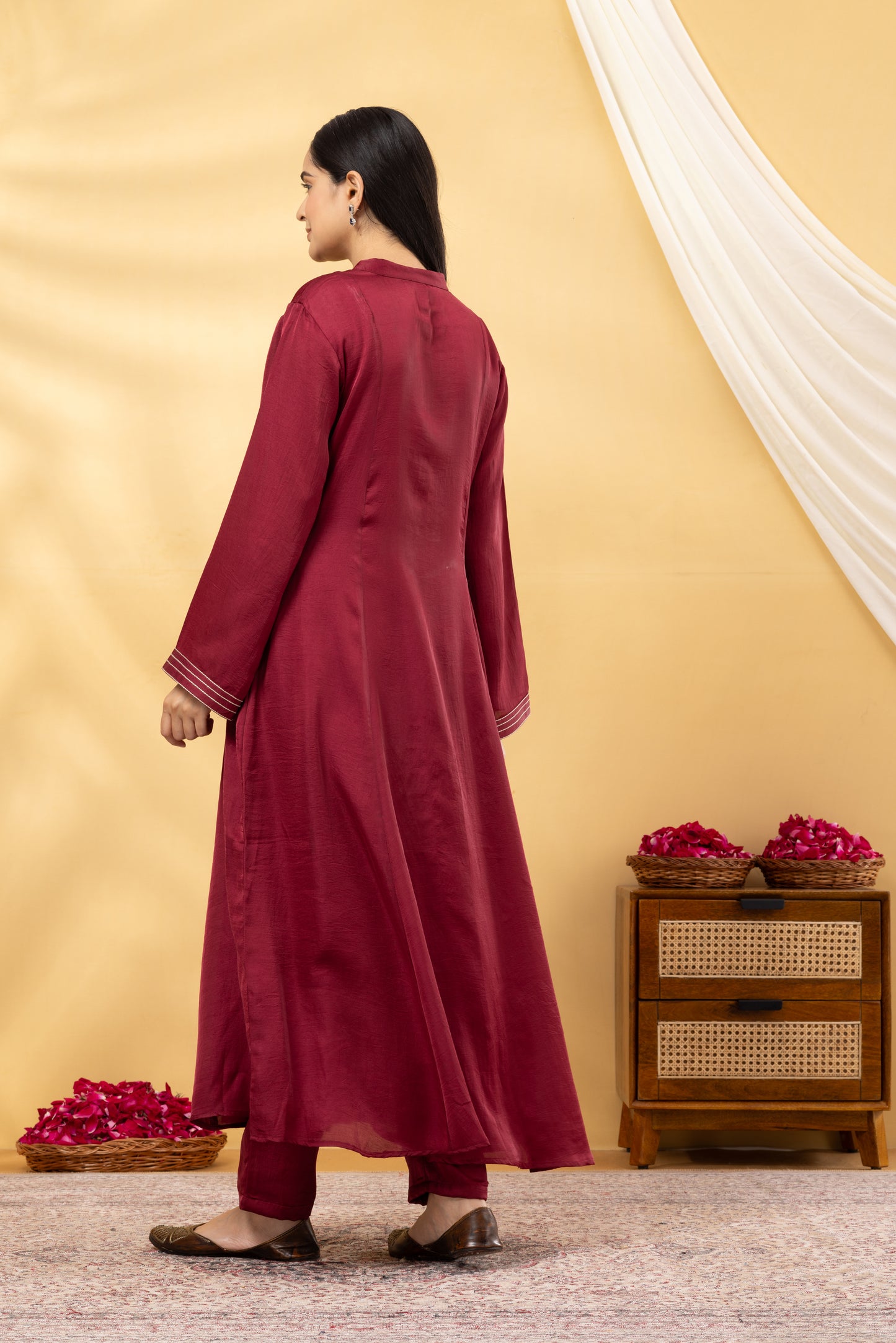 Saadgi Deep Crimson Kalidar Kurta Set