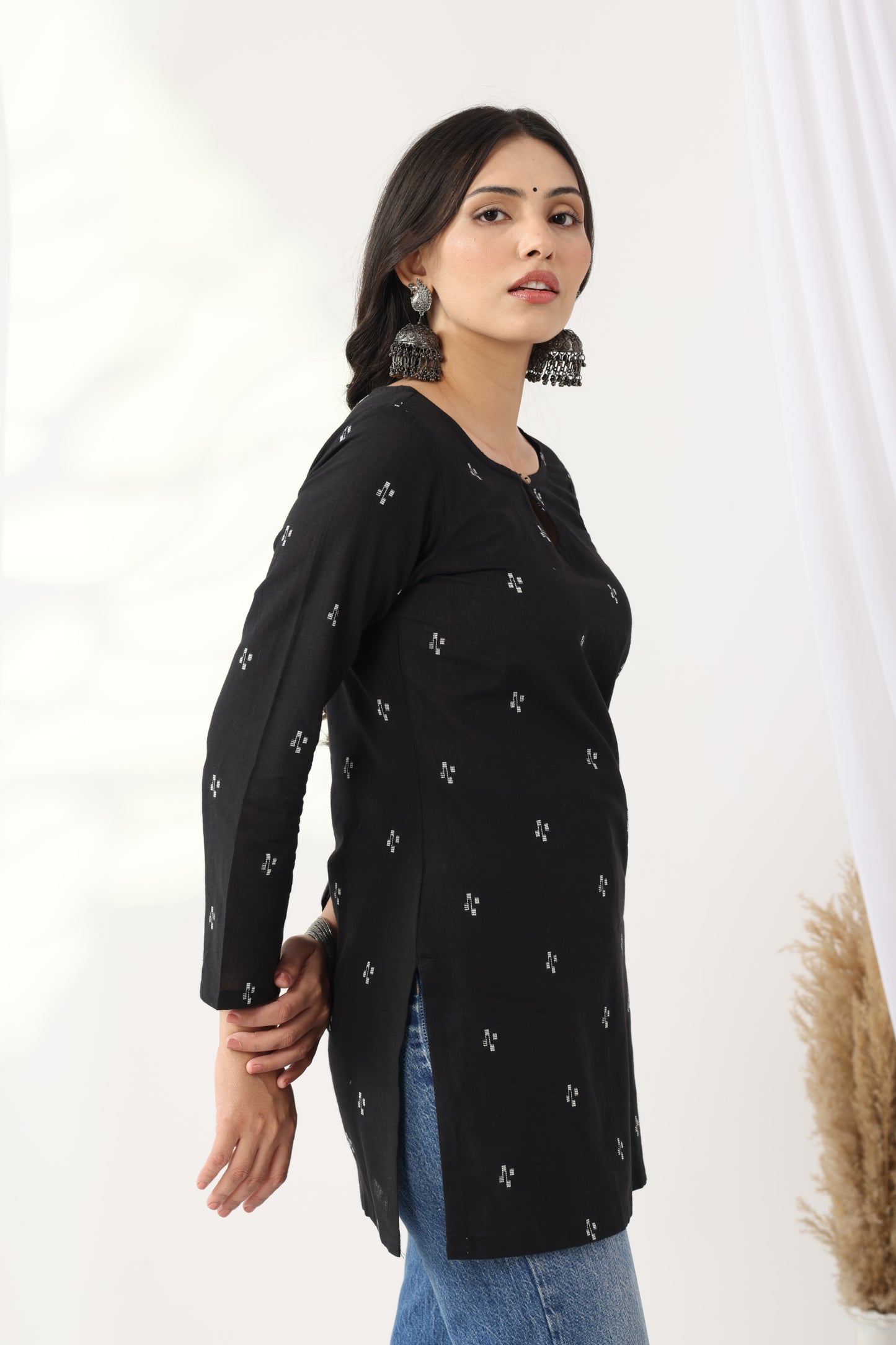Heer Black Jamdani Tunic