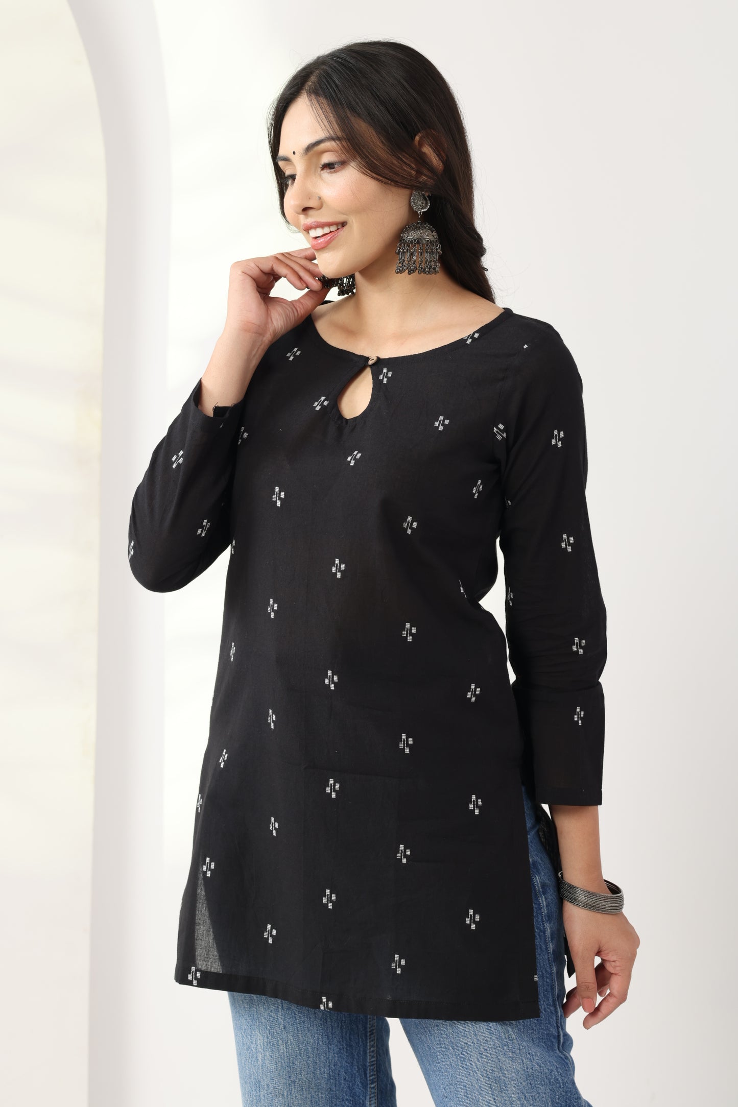 Heer Black Jamdani Tunic