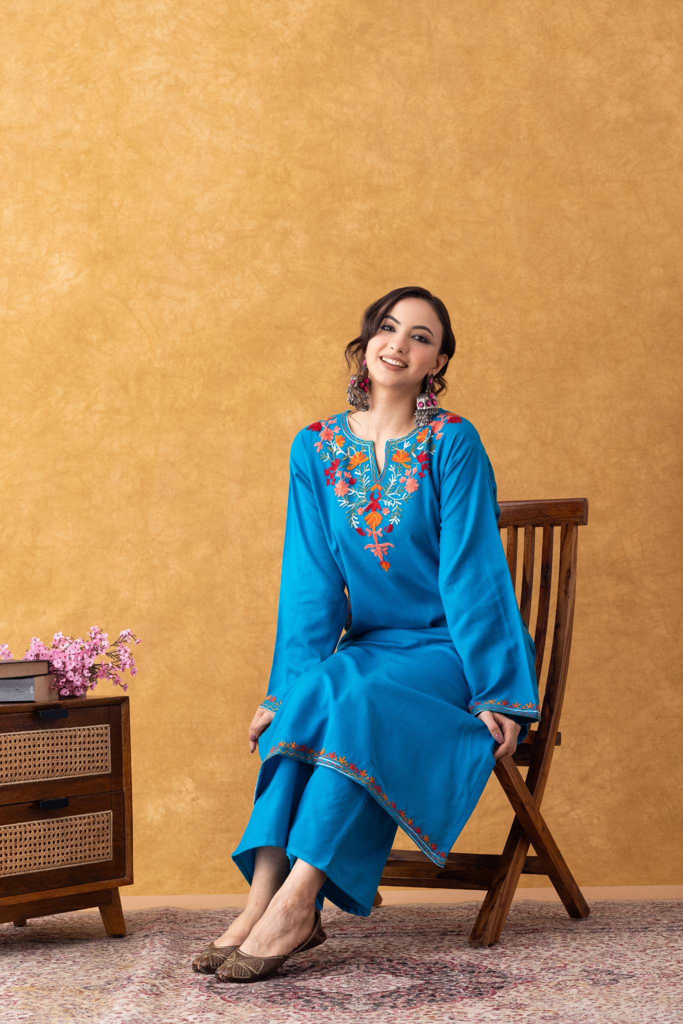 Noor Phirozi Multi Embroidered Phiran Set