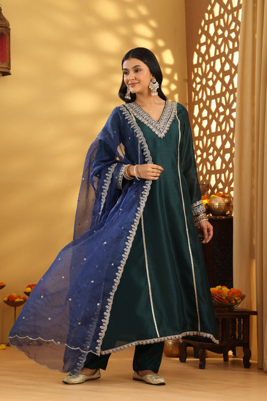 Jashn Green Chanderi V Neck Suit Set