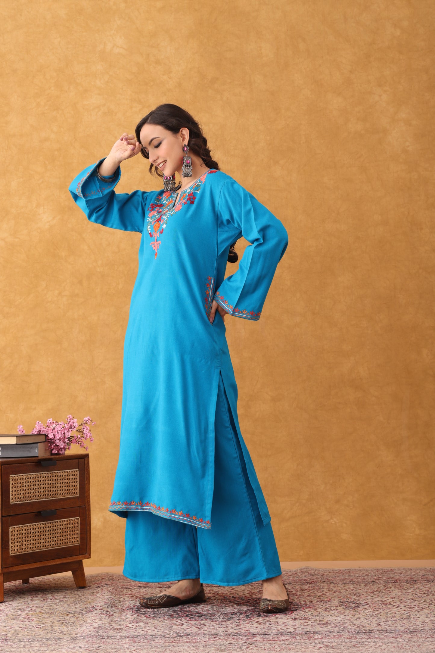 Noor Phirozi Multi Embroidered Phiran Set