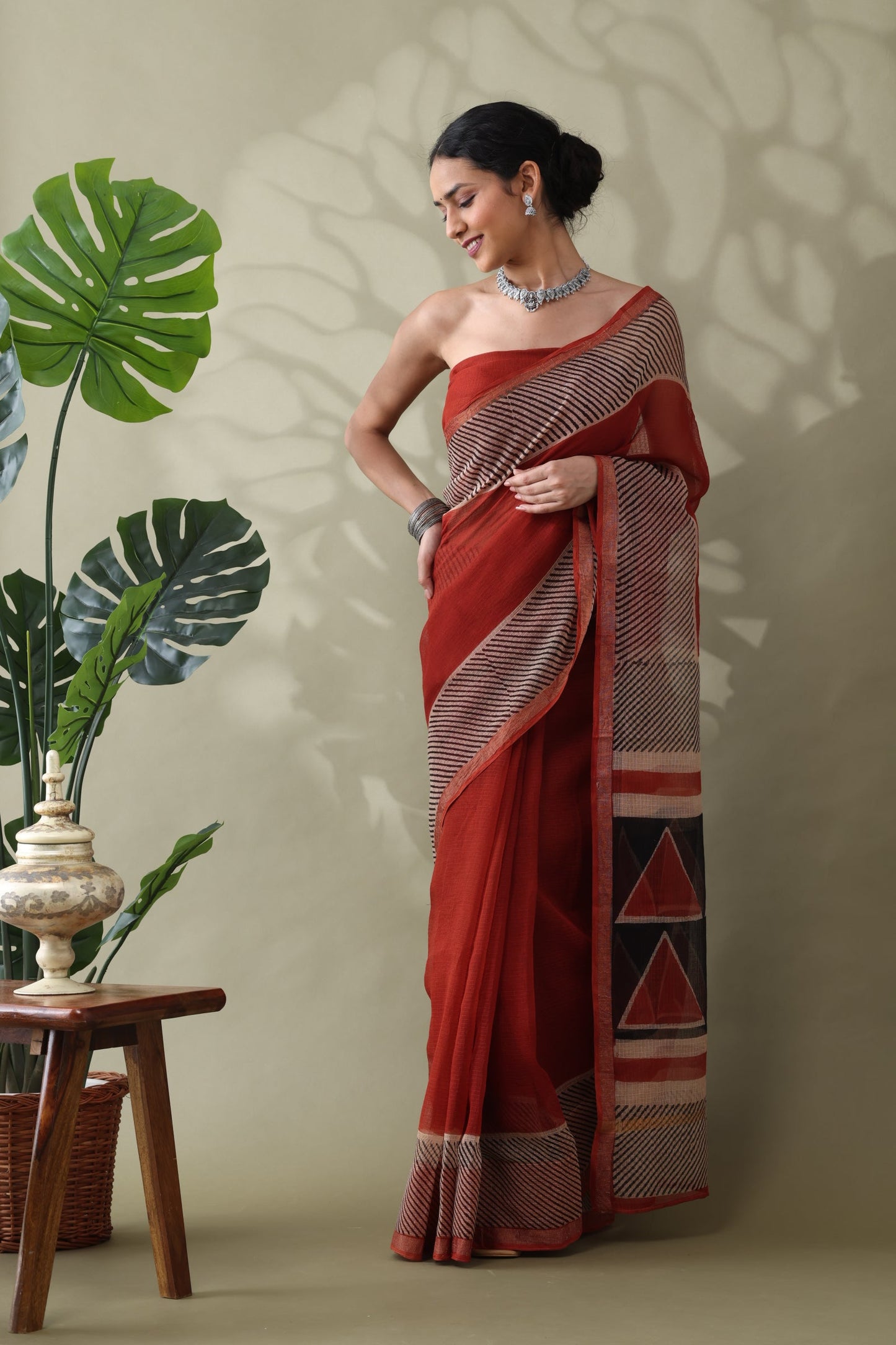 Navya Rust Striped Border Cotton Kotta Doriya Saree.