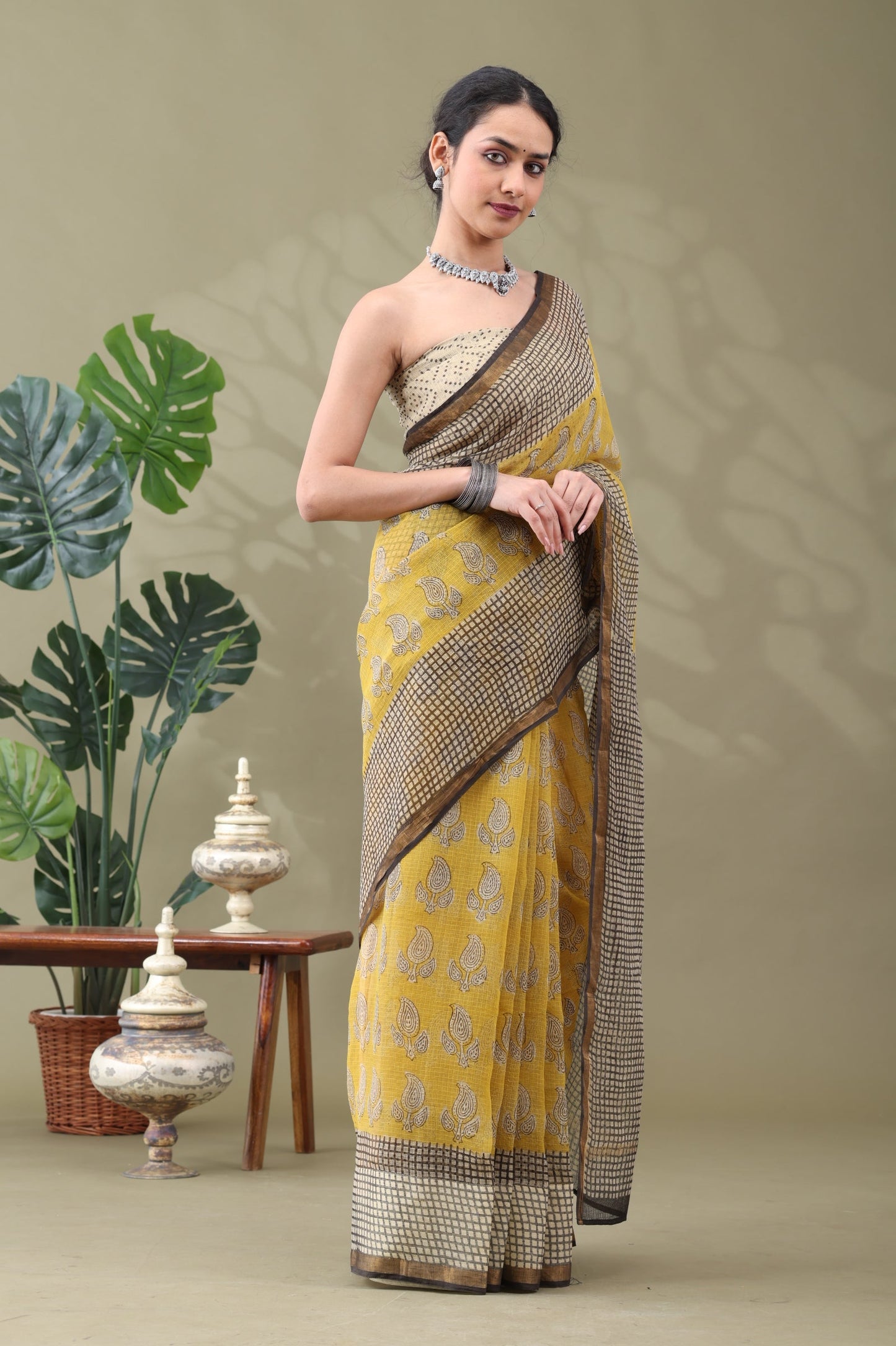 Navya Yellow Paisley check Border Cotton Kotta Doriya Saree.