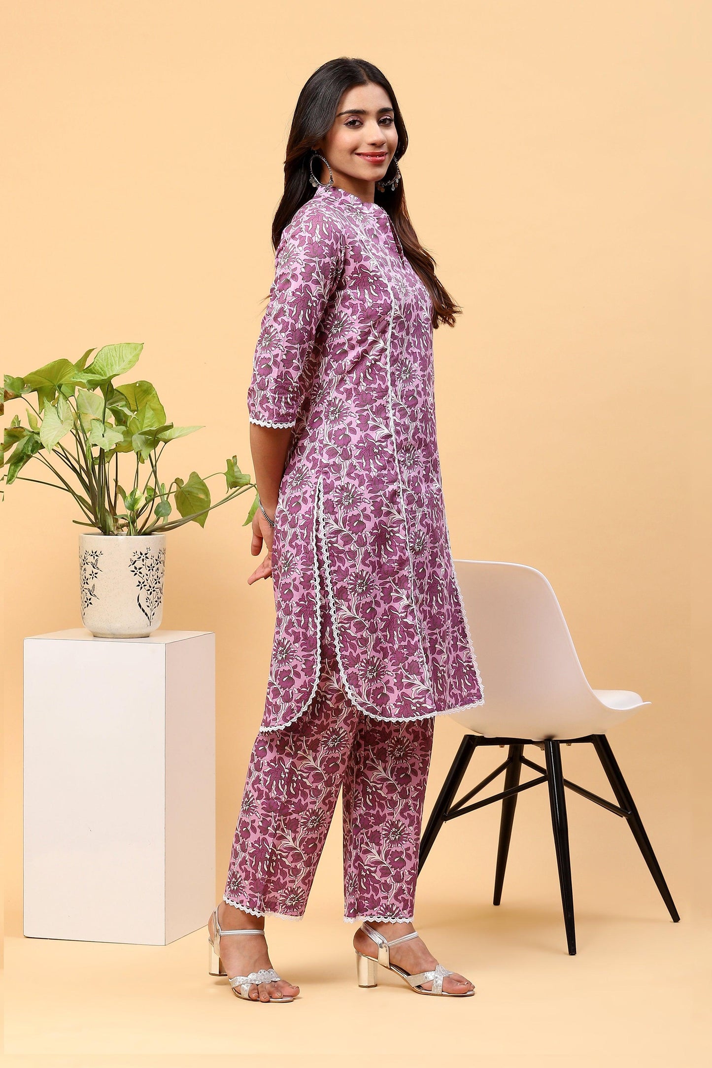 Pihu Deep Mauve Printed Kurta Set